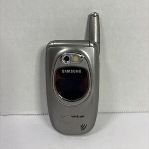 Samsung SCH-A670 - Gray and Silver ( Verizon ) Cellular Flip Phone Untested